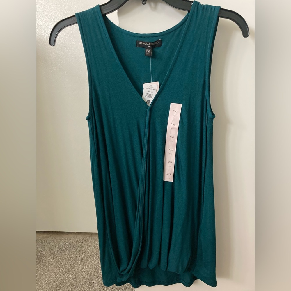 NWT Banana Republic Sleeveless V-Neck Faux Wrap Drape Top Tank Dark Green PXXS